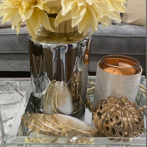 Set of 4 Coasters and 1 Large Tray - Picture 7 of 8